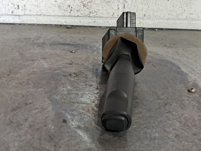 Recambio de mando limpia para citroen saxo 1.4 vts referencia OEM IAM 96049597ZL  