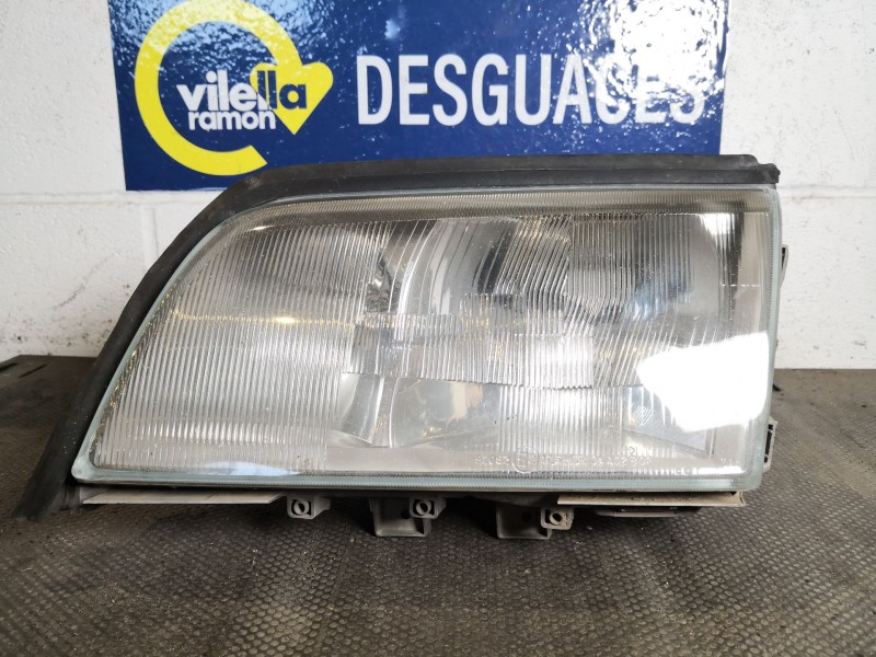 Recambio de faro izquierdo para mercedes clase c (w202) berlina 250 td (202.128) referencia OEM IAM   