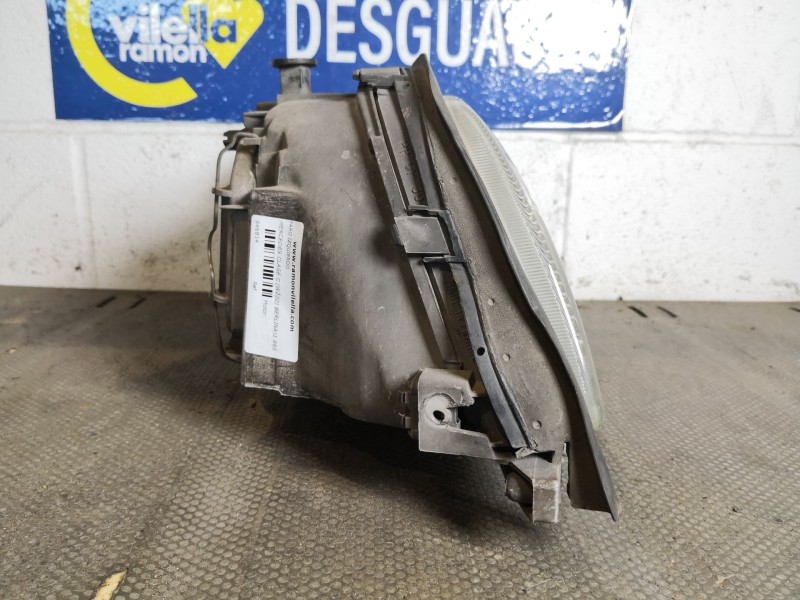 Recambio de faro izquierdo para mercedes clase c (w202) berlina 250 td (202.128) referencia OEM IAM   