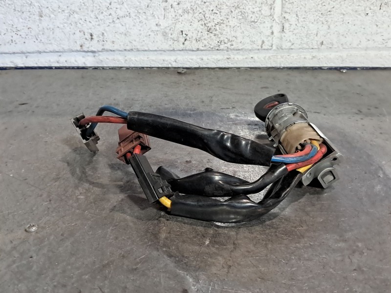 Recambio de conmutador de arranque para citroen saxo 1.4 vts referencia OEM IAM   