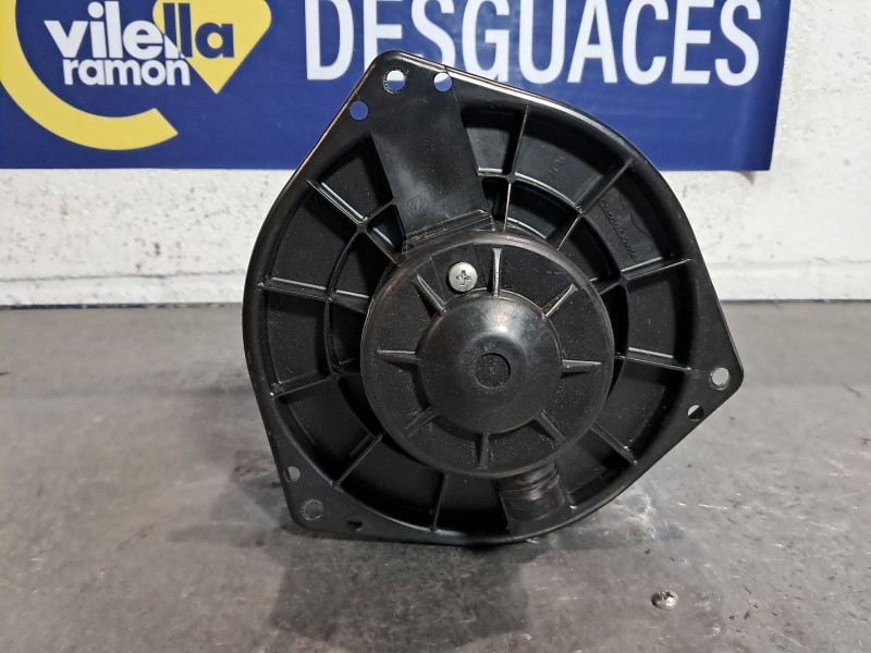 Recambio de motor calefaccion para nissan cabstar 35.13 referencia OEM IAM 5675030352  