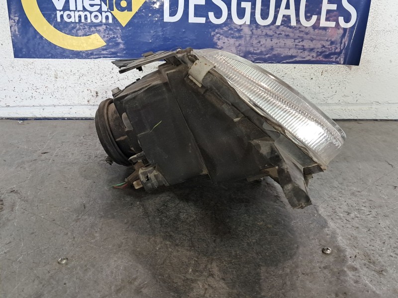 Recambio de faro izquierdo para citroen saxo 1.4 vts referencia OEM IAM   