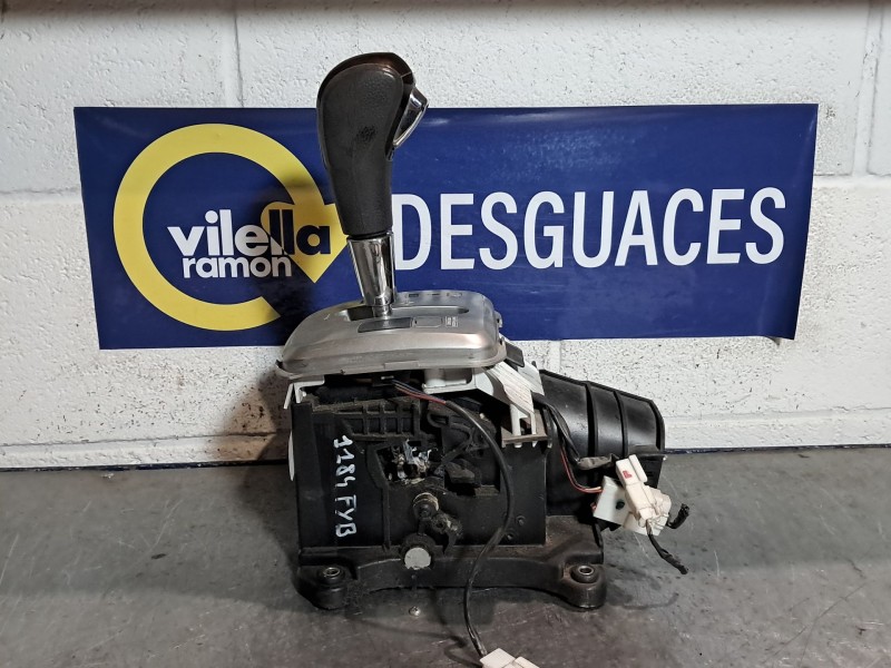 Recambio de palanca cambio para chevrolet captiva 2.0 vcdi ls referencia OEM IAM   
