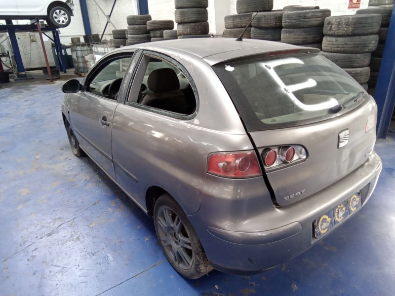 seat ibiza (6l1) del año 2005