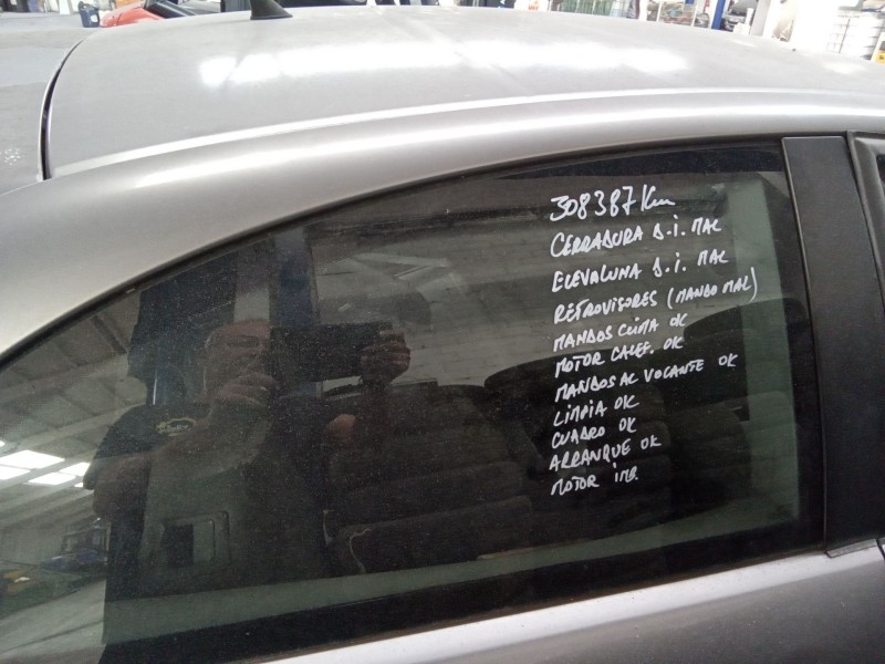 seat ibiza (6l1) del año 2005