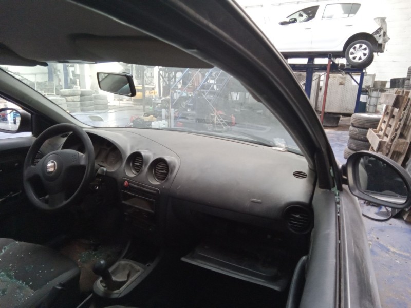 seat ibiza (6l1) del año 2005