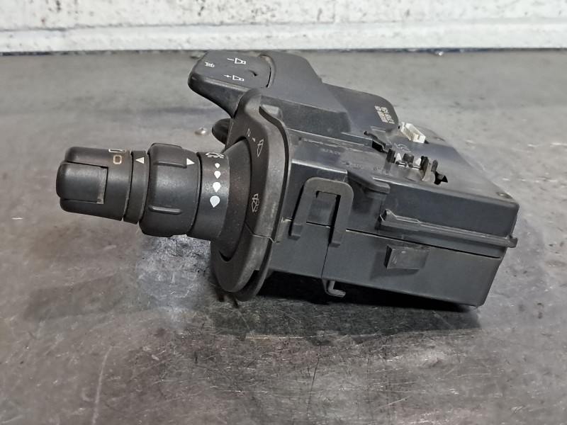 Recambio de mando limpia para renault clio iii authentique referencia OEM IAM   