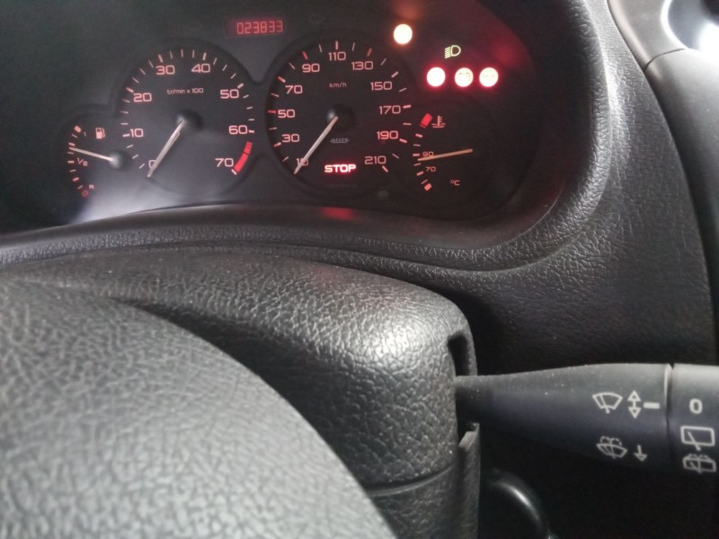 peugeot 206 berlina 1.4 | 0.98 - ... del año 2001