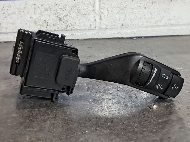 Recambio de mando limpia para ford focus 1.6 tdci 109 titanium referencia OEM IAM   