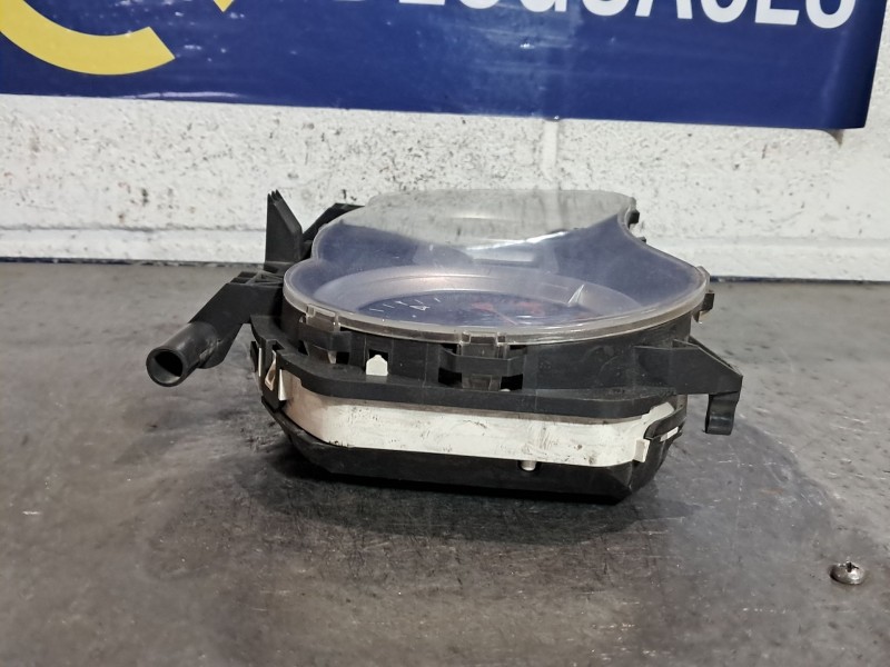 Recambio de cuadro instrumentos para renault clio iii authentique referencia OEM IAM 8200821001D  