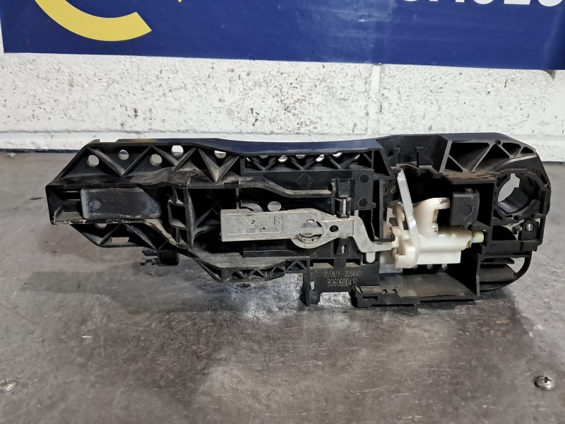 Recambio de maneta exterior delantera derecha para renault scenic iii authentique referencia OEM IAM 806060041R  