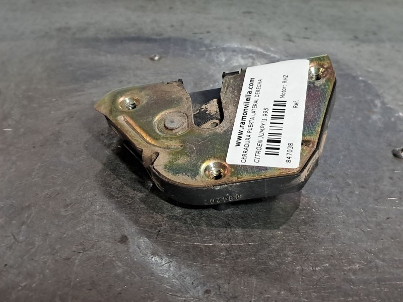 Recambio de cerradura puerta lateral derecha para citroen jumpy 2.0 hdi referencia OEM IAM   