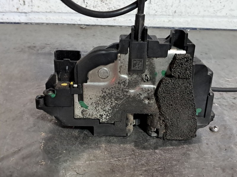 Recambio de cerradura puerta delantera derecha para renault scenic iii authentique referencia OEM IAM   