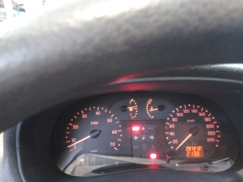 renault clio ii fase i (b/cbo) del año 2000