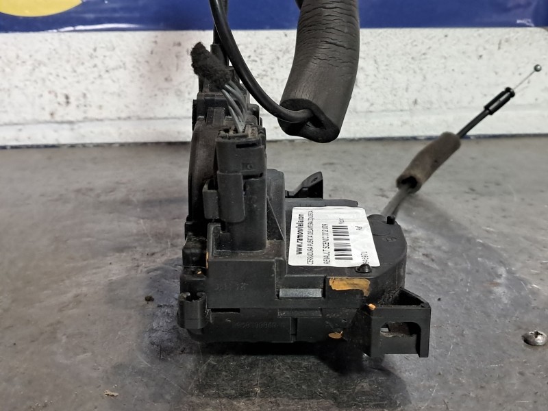Recambio de cerradura puerta delantera izquierda para renault scenic iii authentique referencia OEM IAM   