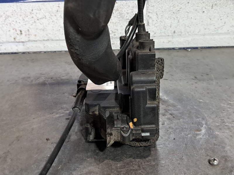 Recambio de cerradura puerta delantera izquierda para renault scenic iii authentique referencia OEM IAM   