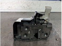 Recambio de cerradura puerta trasera derecha para ford focus 1.6 tdci 109 titanium referencia OEM IAM    2