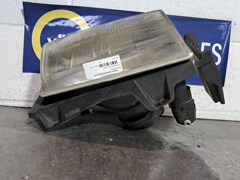 Recambio de faro derecho para citroen jumpy 2.0 hdi referencia OEM IAM   