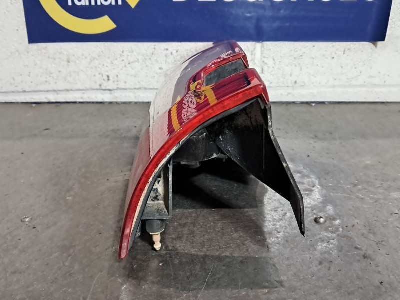 Recambio de piloto trasero derecho para renault kangoo expression referencia OEM IAM   