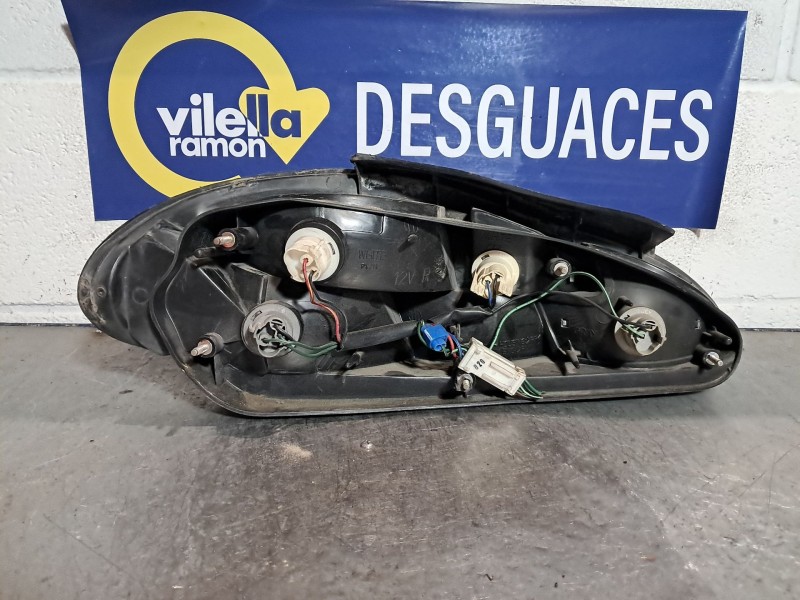 Recambio de piloto trasero derecho para hyundai coupe (j2) 1.6 16v referencia OEM IAM   