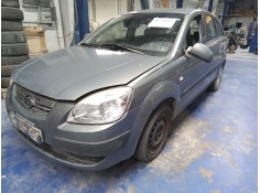 kia rio del año 2005