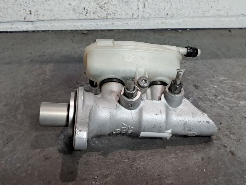 Recambio de bomba freno para renault scenic iii authentique referencia OEM IAM 460910006R  