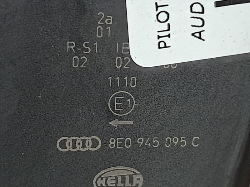 Recambio de piloto trasero izquierdo para audi a4 berlina (8e) 1.9 tdi referencia OEM IAM 8E0945095C  