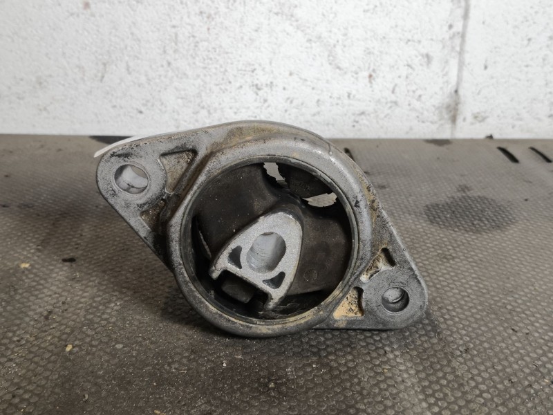 Recambio de soporte motor trasero para renault laguna iii  | 0.07 - 0.16  | 0.07 - 0.16 referencia OEM IAM 546190005R  