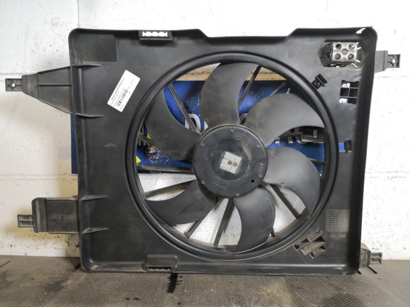 Recambio de electroventilador para renault scenic ii referencia OEM IAM   