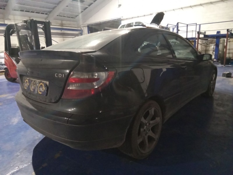 mercedes clase c (w203) sportcoupe del año 2005