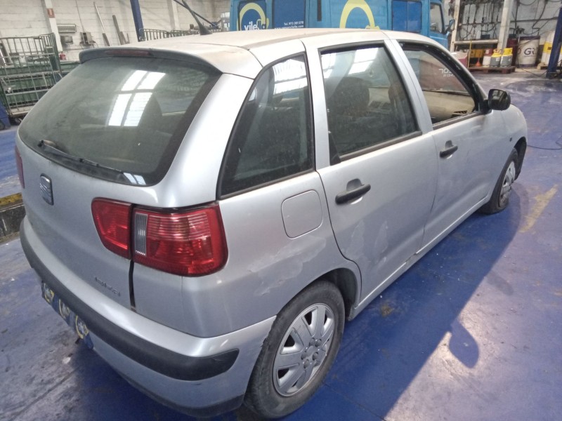 seat ibiza (6k1) del año 2001