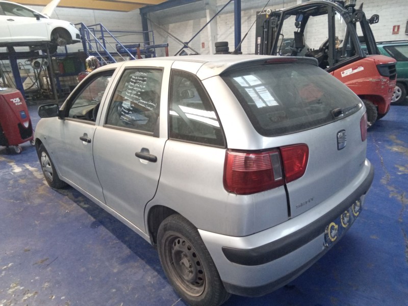 seat ibiza (6k1) del año 2001