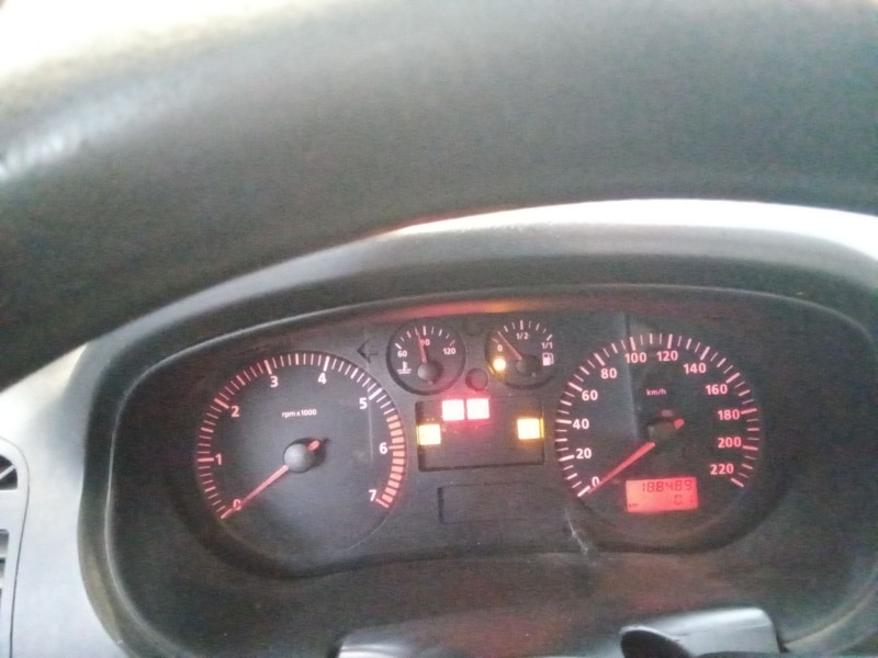 seat ibiza (6k1) del año 2001