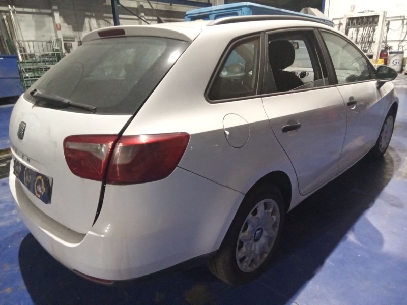 seat ibiza st (6j8)(03.2010)  | ... del año 2011