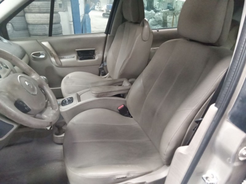 renault scenic ii del año 2008