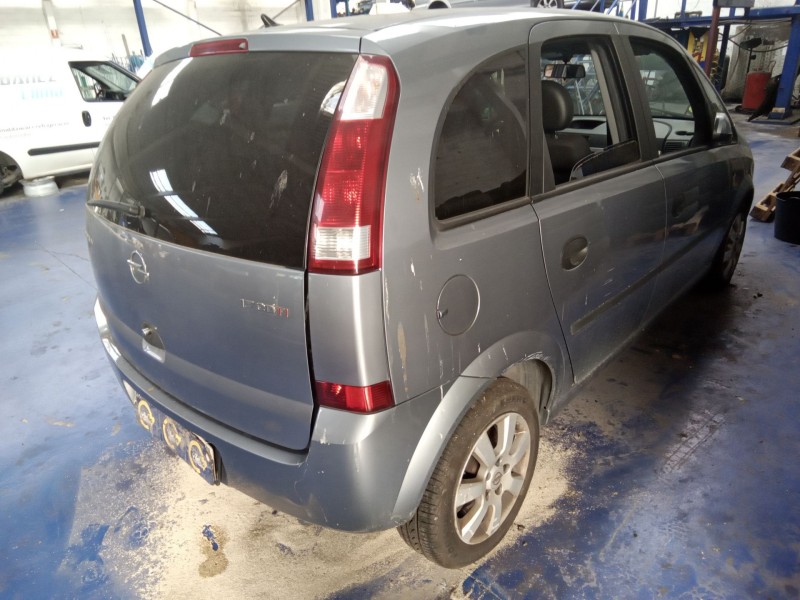 opel meriva del año 2005