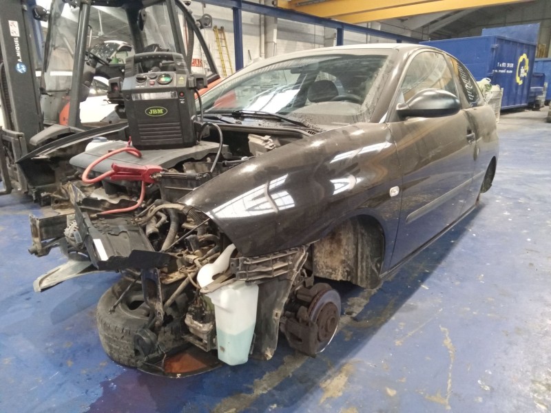 seat ibiza (6l1) del año 2003