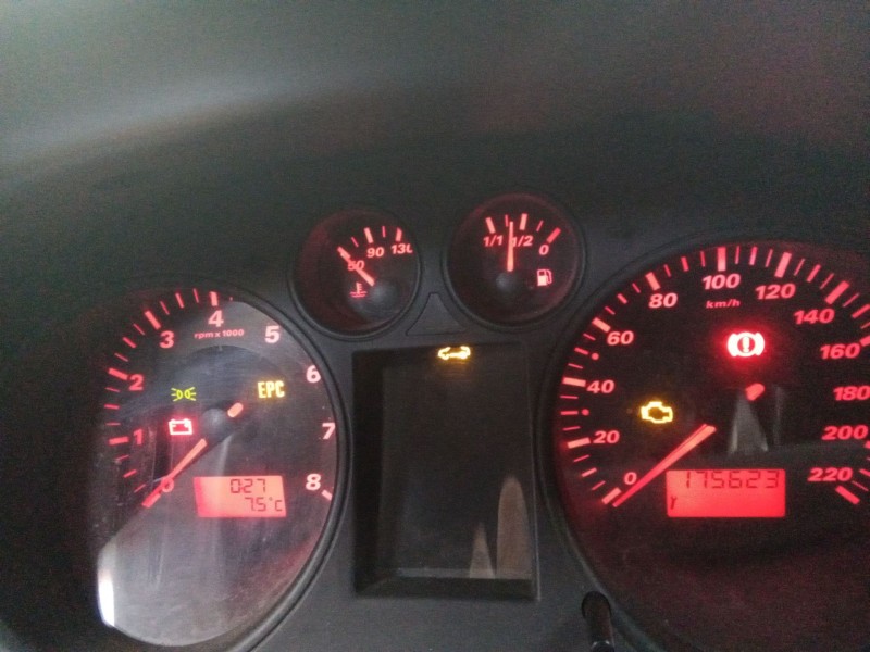 seat ibiza (6l1) del año 2006