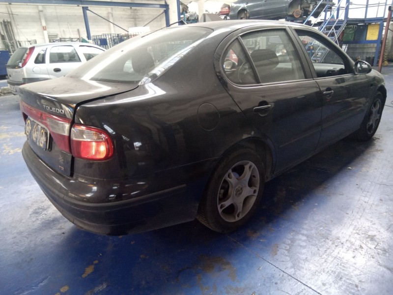seat toledo (1m2) signo | 12.01 - 12.04 del año 2003