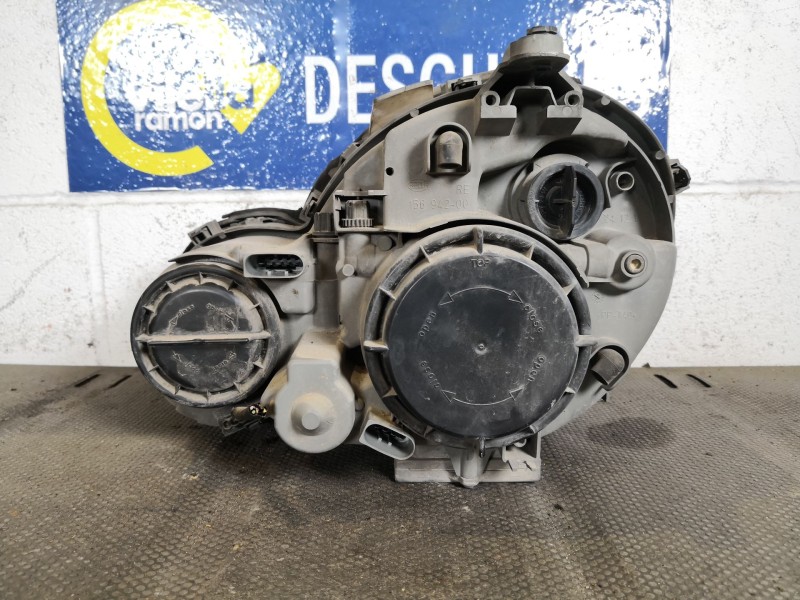 Recambio de faro derecho para mercedes clase c (w203) sportcoupe 2.2 cdi cat referencia OEM IAM   