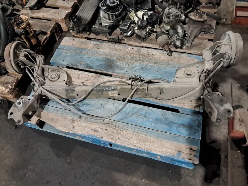 Recambio de puente trasero para dacia sandero (10.2011 )  | 0.12 - ... (10.2011 )  | 0.12 - ... referencia OEM IAM 430000011R  