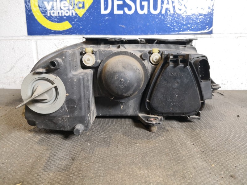 Recambio de faro izquierdo para volkswagen passat berlina (3b2) 1.9 tdi | 0.96 - ... 1.9 tdi | 0.96 - ... referencia OEM IAM 3B0