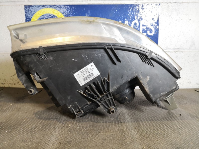 Recambio de faro izquierdo para volkswagen passat berlina (3b2) 1.9 tdi | 0.96 - ... 1.9 tdi | 0.96 - ... referencia OEM IAM 3B0