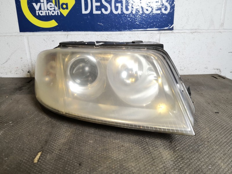 Recambio de faro derecho para volkswagen passat berlina (3b3) 1.9 tdi referencia OEM IAM 3B0941016AK  