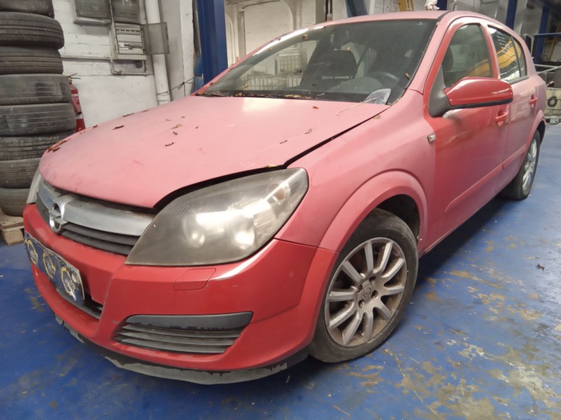 opel astra h berlina  | 0.04 - 0.07 del año 2006