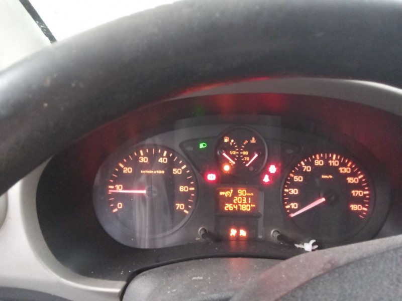 citroen berlingo 1.6 hdi 90 sx multispace del año 2013