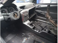 opel astra gtc  | 0.04 - 0.08 del año 2008