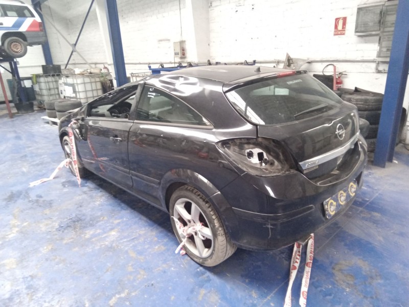 opel astra gtc  | 0.04 - 0.08 del año 2008