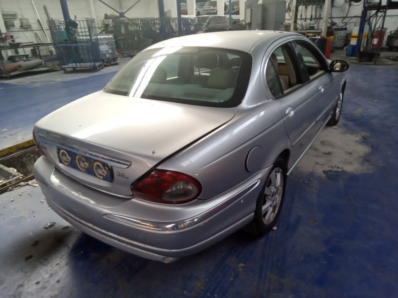 jaguar x-type  | 0.01 - ... del año 2004