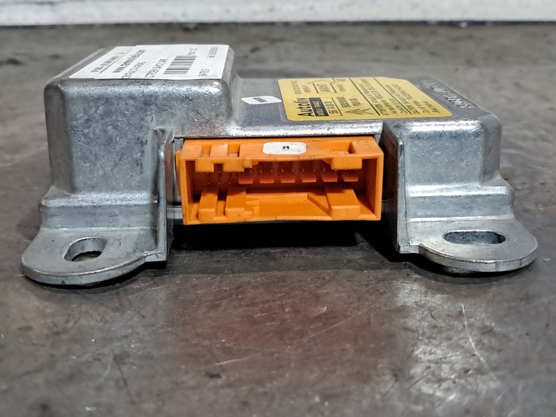 Recambio de centralita airbag para citroen saxo 1.5 d image referencia OEM IAM 9638588680 550740800 